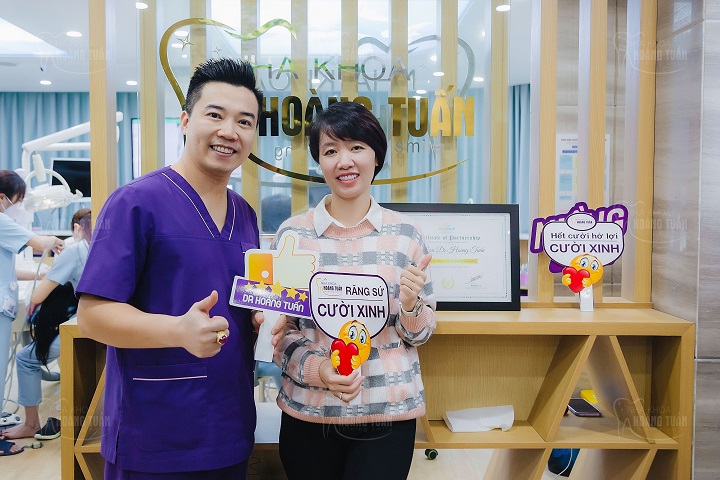 Răng sứ cười xinh với Dr Hoàng Tuấn