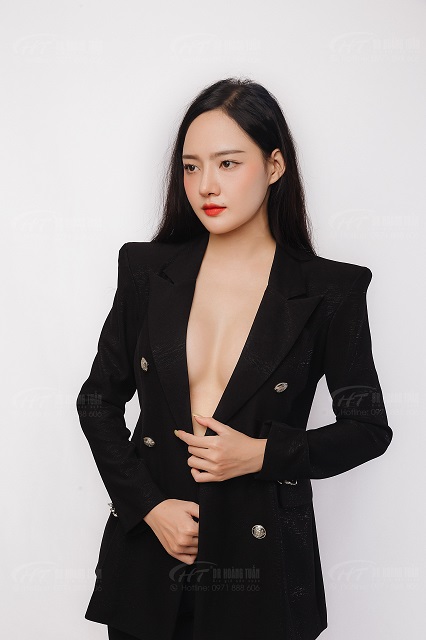 Cô model Phan Thương "thả dáng" với diện mạo mới